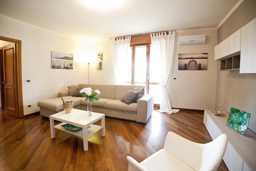 Roman Holidays All'eur Apartamento *
