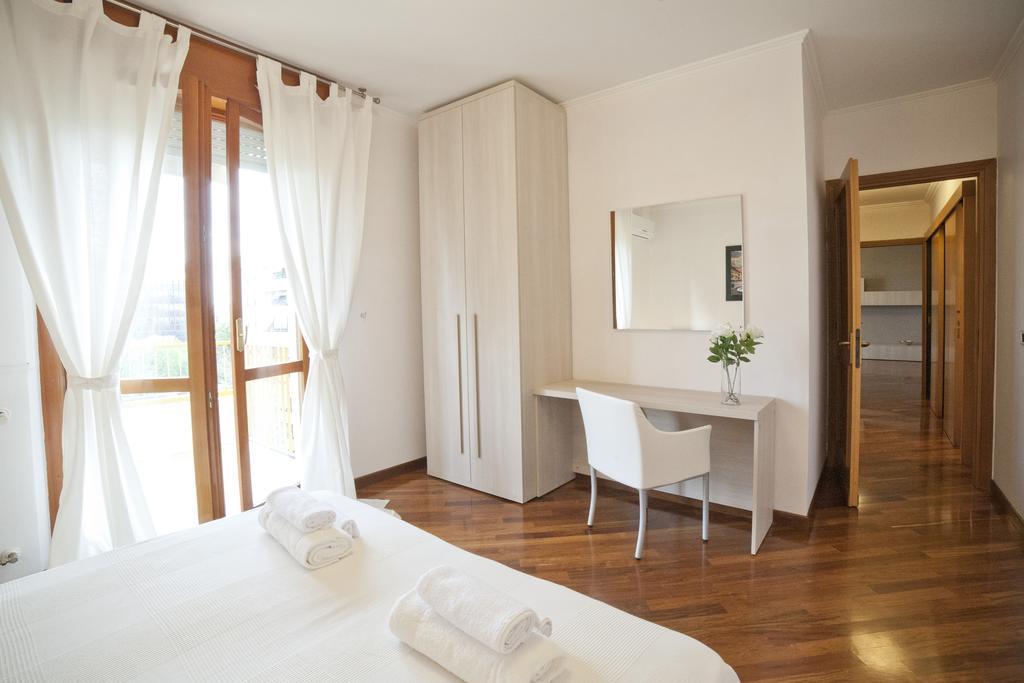Roman Holidays All'eur Apartamento Roma